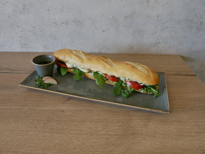 TOMATEN MOZZARELLA BAGUETTE