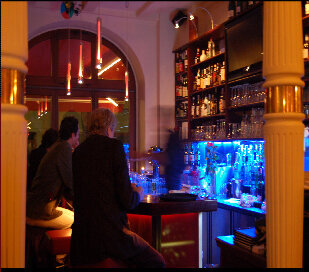 Bar, Absetzbar, Berlin