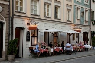 Außenansicht - Restaurant Landersdorfer und Innerhofer, München