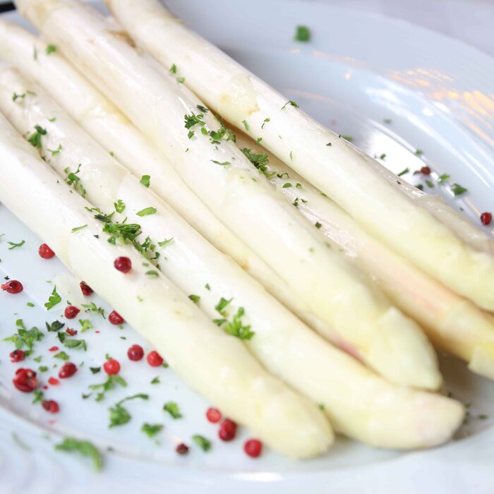Edles Lachsfilet mit frischem Spargel,