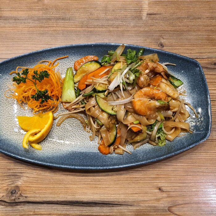 46. Phở xào Tôm