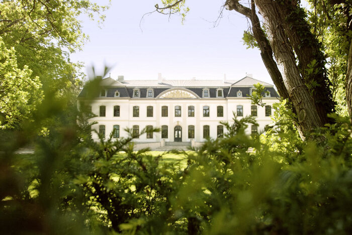 Gourmet-Restaurant im Weißenhäuser Schloss, Weißenhaus, Courtier