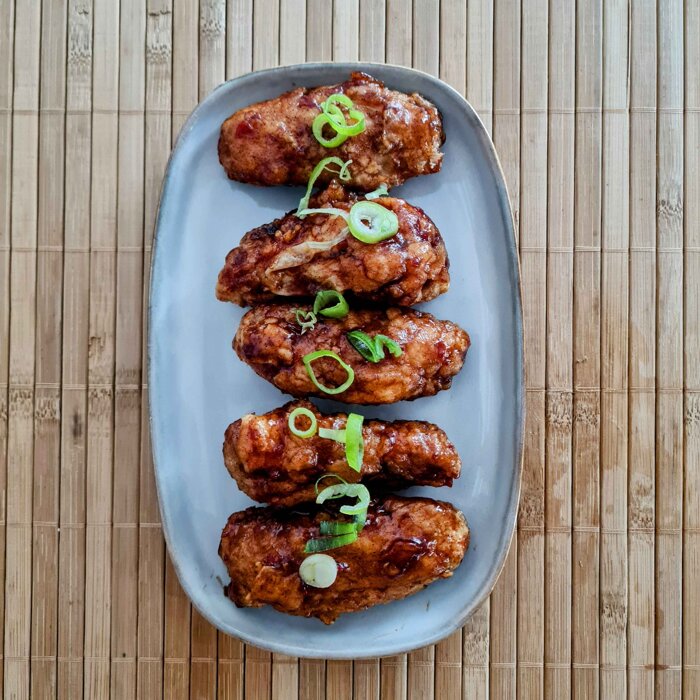 CHICKEN WINGS