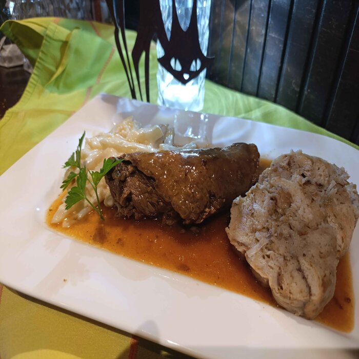 31.8. Gefüllte Rinderroulade "wie bei Muttern"