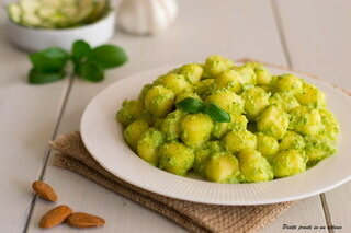 Gnocchi al pesto