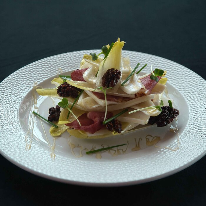 Chicorée-Salat mit Gorgonzola Creme