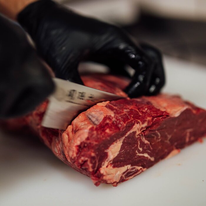 Cut by Cut zum Steakgenuss – echtes Handwerk für echten Geschmack.