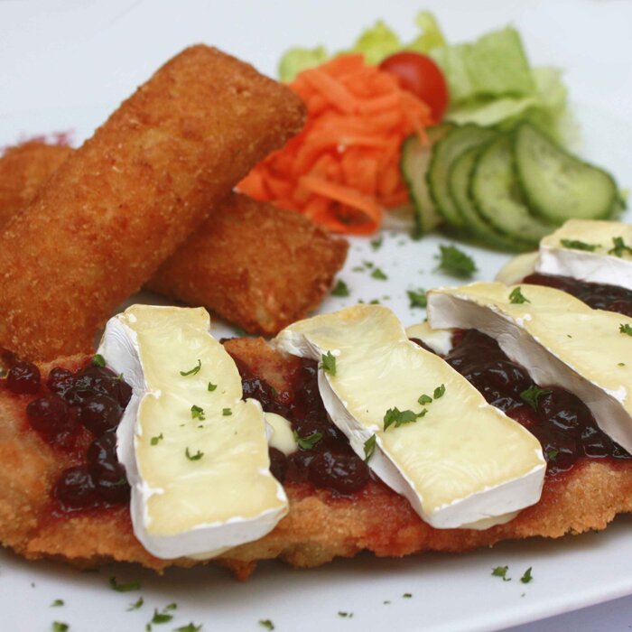 SCHNITZEL "CAMEMBERT"