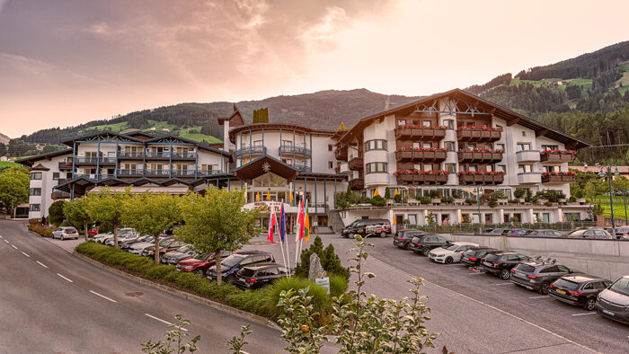Hotel Schiestl Fügen Zillertal 