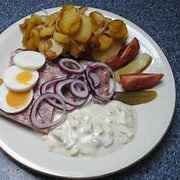Schweinskopfsülze mit Remouladensauce