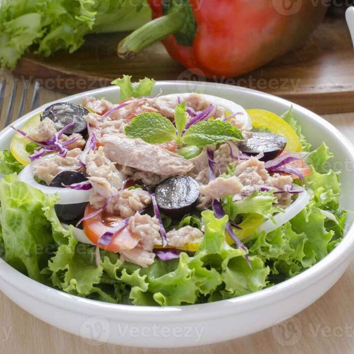 Salatteller mit Thunfisch