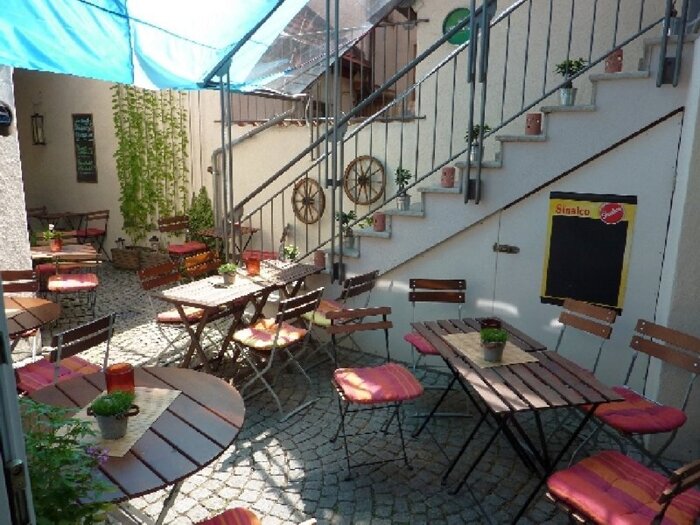 Höfchen - Terrasse, Beim Zöpfleswirt, Sommerach