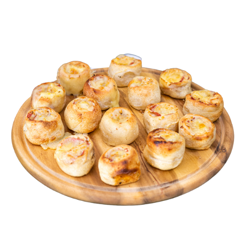 Gefüllte Pizzabrötchen mit Dip nach Wahl (8 Stück)