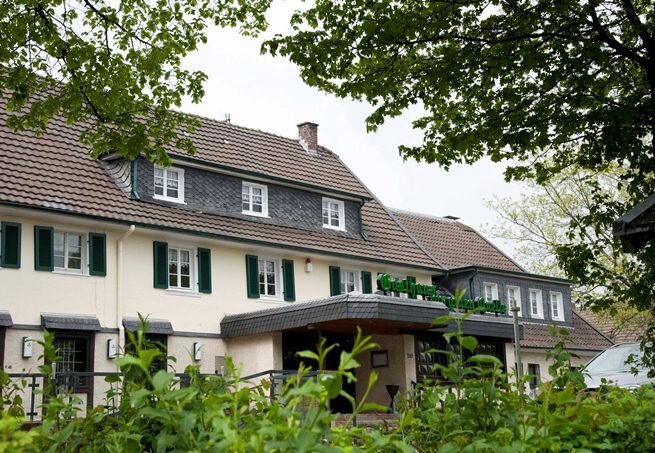 Gasthaus zur guten Quelle, Neuensaal