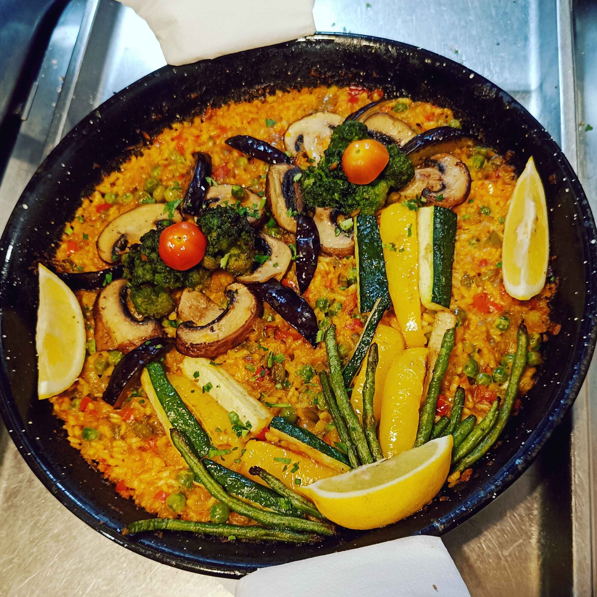 Paella vegana