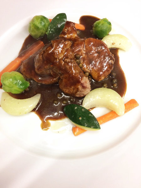 Schweinefilet mit hausgemachter Pfeffersauce