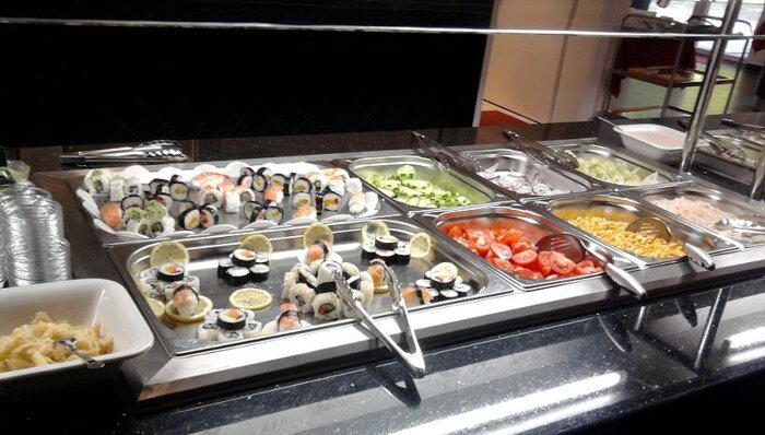 Buffet: Sushi & Salate, Wilhelmsburg Asia Modern, Lage