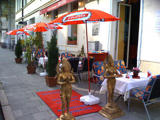 Außenansicht, Restaurant Krishna in München