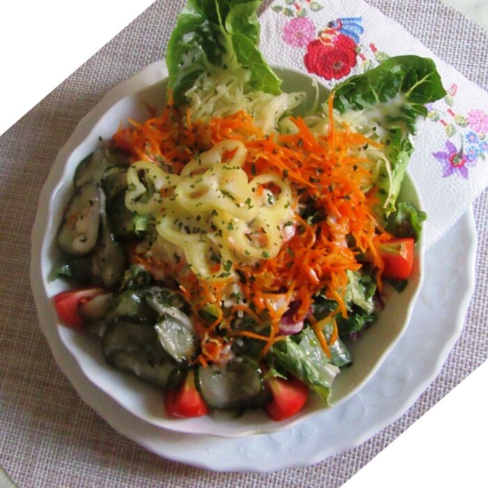 2. Gemischter Salatteller