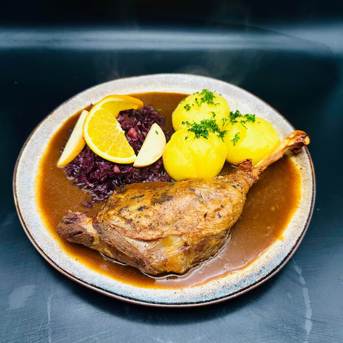 Gänsekeule gebraten