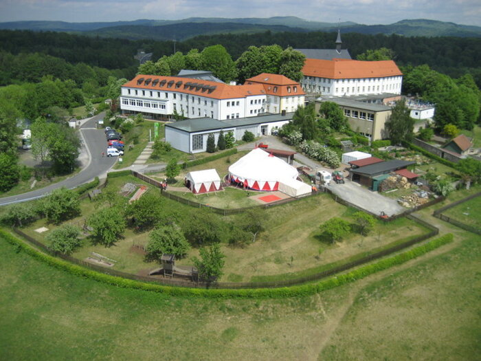 Das Haus Volkersberg mit der Klosterschänke
