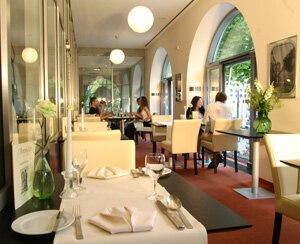 Innenansicht, Restaurant im Hotel Rheingold, Freiburg im Breisgau