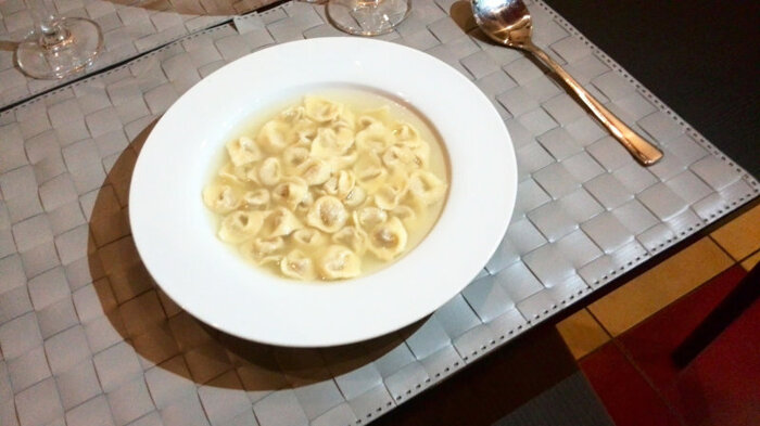 Tortellini in brodo