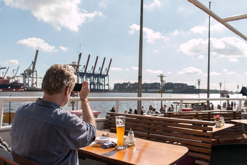 Ausblick in den Hafen