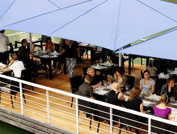 Überdachte Sitzgelegenheiten im Freien, Café Fürst, Worms