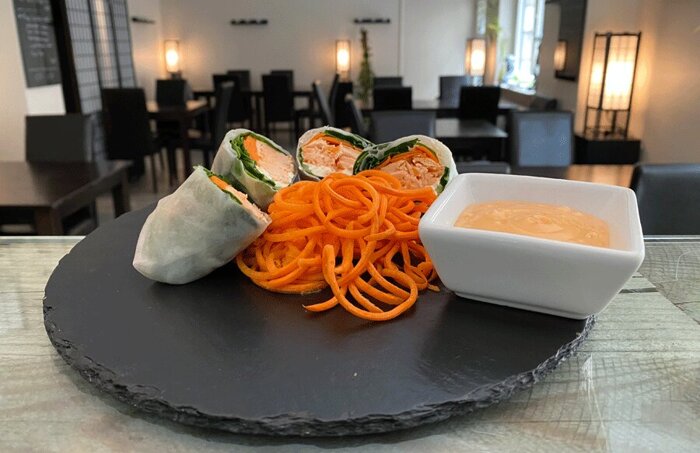 SOMMERROLLE SAKE (INKL. DYNAMITE-DIP)