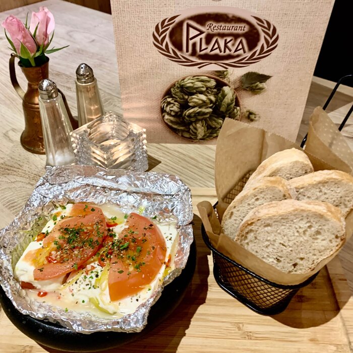 Feta Scaras