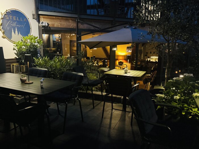 Die lauschige Sommer-Terrasse des STELLA Restaurant & Tapasbar