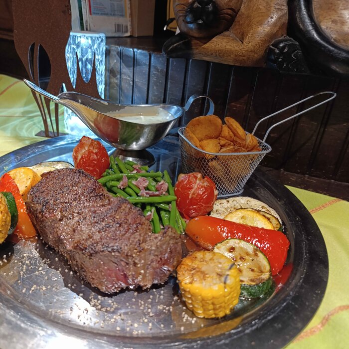 Entrecote double aus dem flachen Roastbeef geschnitten (ab zwei Personen)