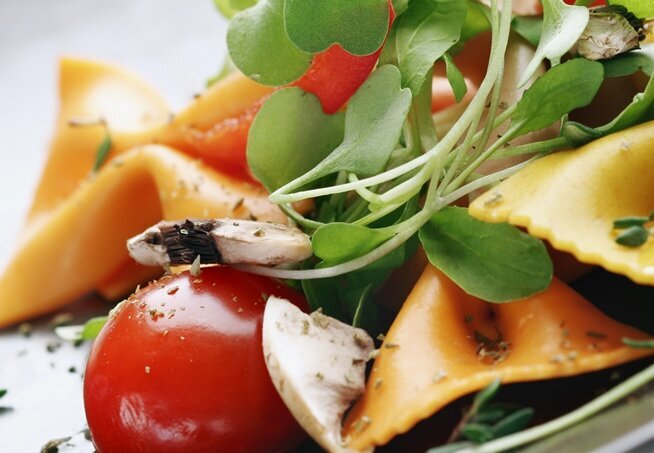 Frische Pasta mit Feldsalat, red'n blue restaurant'n bar Neu-Isenburg
